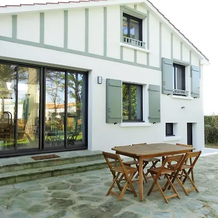 Catamaran - A Boisvinet, Grande Maison Familiale Type Basque Pour 7 Pers *