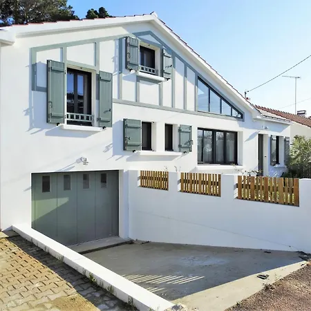 Feriehus Catamaran - A Boisvinet, Grande Maison Familiale Type Basque Pour 7 Pers *